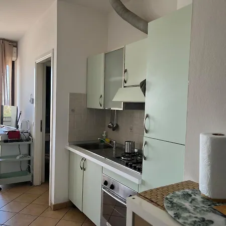 Ottoemezzo Int 2 Rimini